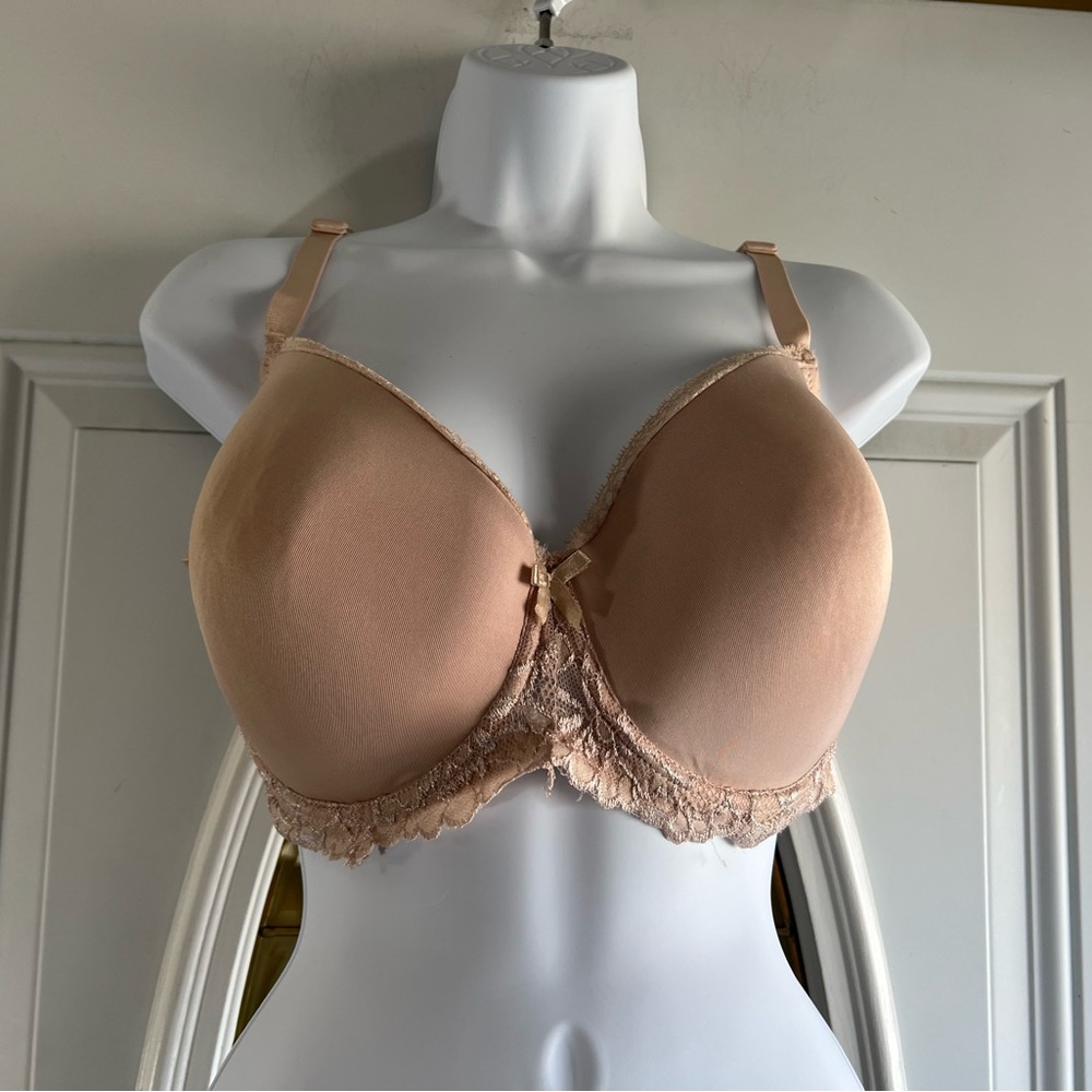 Delta Burke bra size 42D nude color